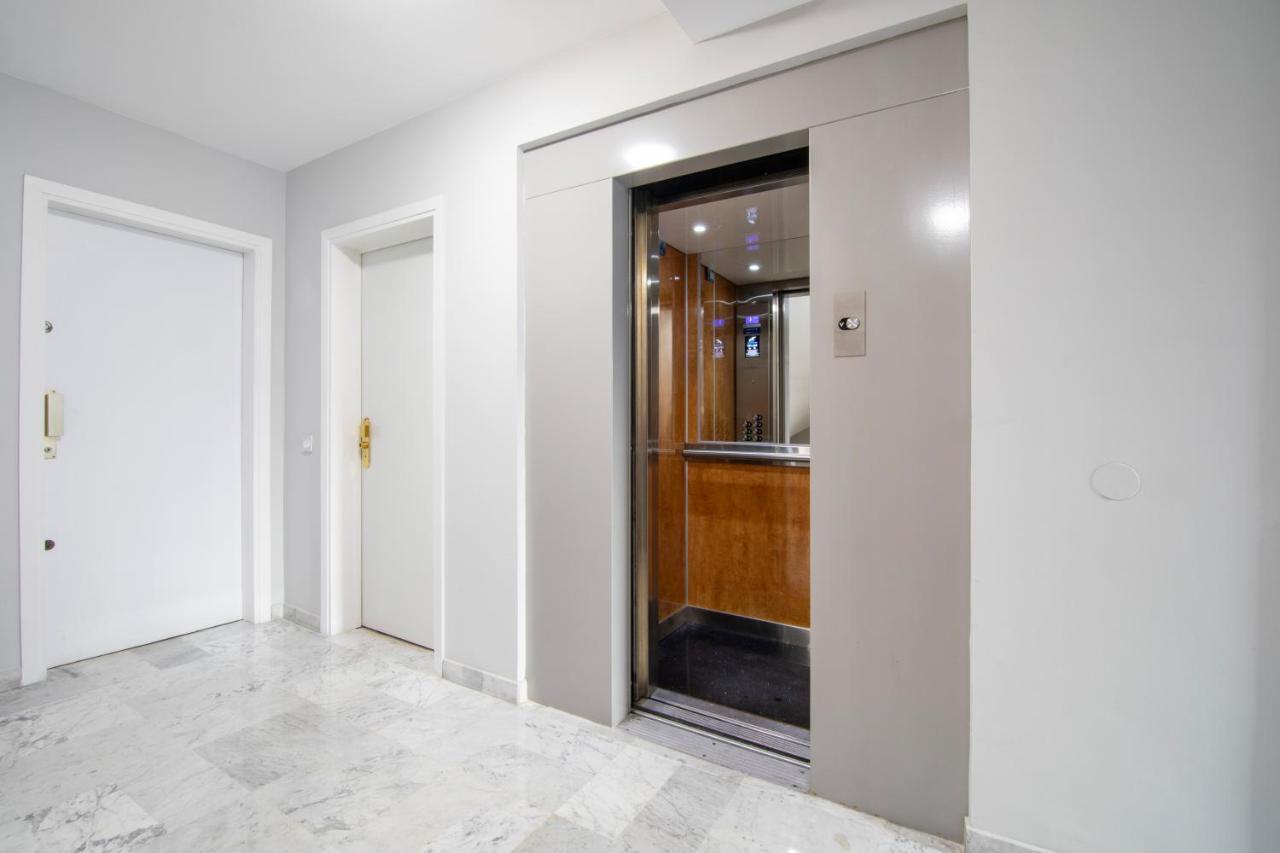 Near Croisette- 4 Star Studio -Seaview Cannes Exteriör bild